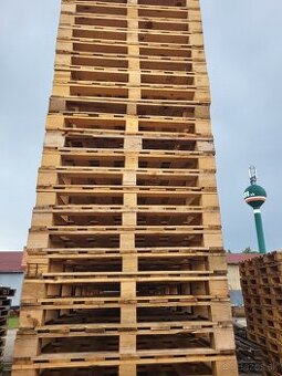 Palety 120x100 podbite v dobrom stave
