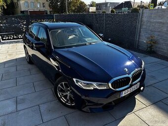 REZERVOVANÉ. BMW rad 3 Touring 320d xd mHEV SK Špz.