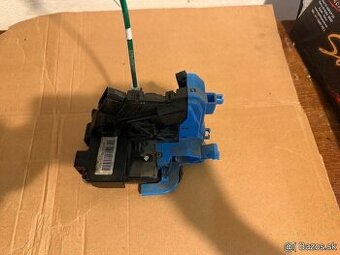 Zámok ľavé zadné dvere Hyundai i30 II HB 81410-A6100