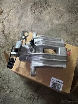 Brzdový strmen zadný pravý