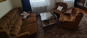Darujem gauč a dve fotelky