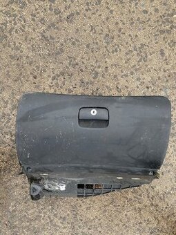 Skrinka spolujazdca VW passat B5 B5,5 čierna nepoškodená