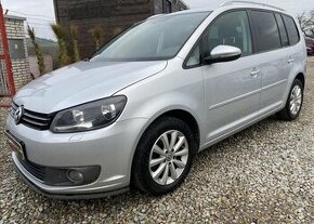 Volkswagen Touran 2,0 TDI DSG,NAVI,TAŽNÉ nafta automat