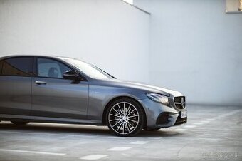 Mercedes-Benz E43 AMG 2017