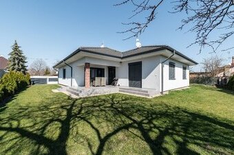 5-izbový Nízkoenergetický Rodinný Dom s Dvojgaražou