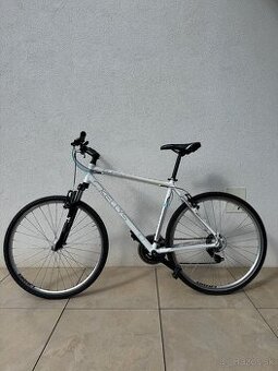 Kellys Cliff 10 trail city fitness bike