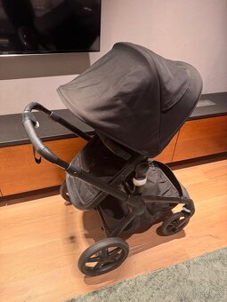 Bugaboo Fox 5 + nová zabalená konštrukcia v hodnote 570€