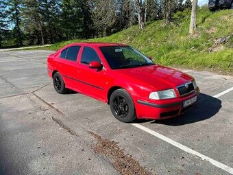 Škoda Octavia Tour 1.6 benzin