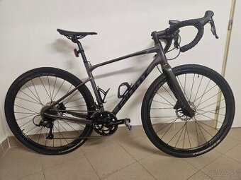 Predám Gravel Giant Revolt 2