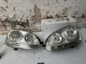 Predne svetla volkswagen golf 5