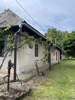 Ponúkame na predaj rodinný dom (chalupu)