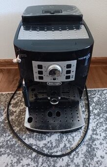 Kávovar DeLonghi Magnifica S