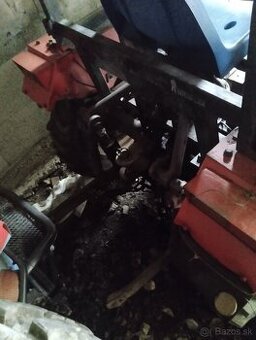 Predám doma robený traktor 4x4