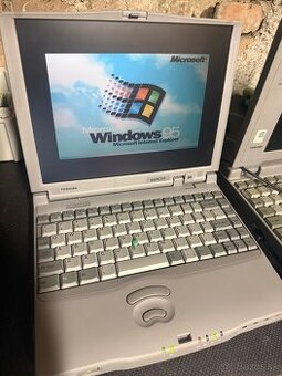 Zberatelské starožitné notebooky