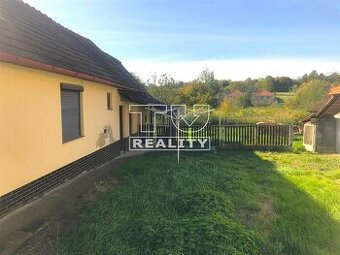 Na predaj rodinný dom v Choči s pozemkom 1905 m2