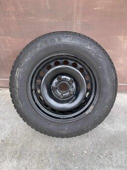 Firestone zimné pneumatiky+plechové disky