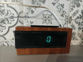 Sovietske digitálne hodiny Elektronika 6.15