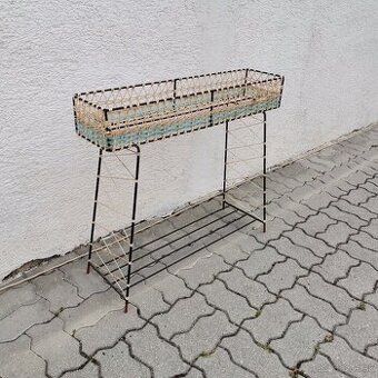 Velky Retro kovovy stojan na kvety vintage