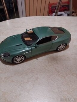 Predám Aston Martin DB9 Minichamps