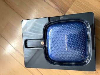 bluetooth reproduktor