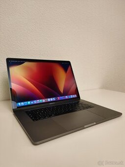 MacBook Pro 2017 A1707 i7 | 16GB | 512GB