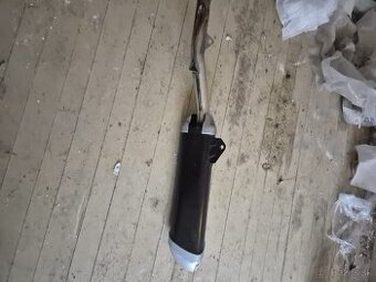 Výfuk kawasaki gtr 1400 cena 100eur.