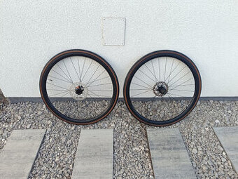 Predam cestné kolesá ACID RA 2.3