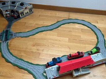 Autodráha Character Builder Tomáš a jeho priatelia