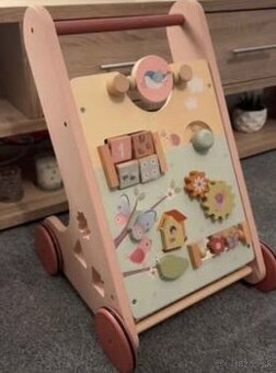 LITTLE DUTCH DREVENÉ CHODÍTKO