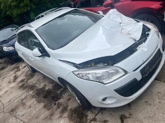 Rozpredám na diely Renault Megane III HB grandtour combi