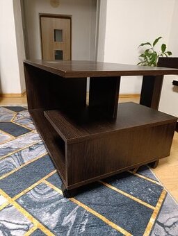 Konferenčný stolík