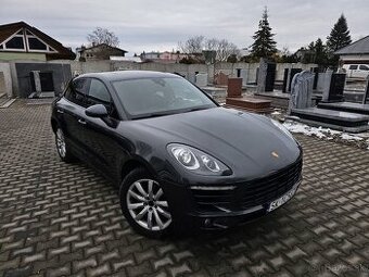 Porsche Macan 2017 2.0 turbo benzin najeto 115 tis km