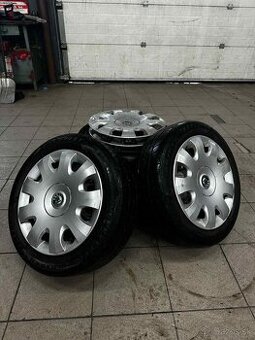 Predám zimné pneumatiky 185/55 R15 na diskoch