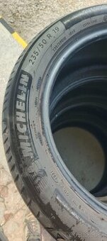 Predám letné pneumatiky Michelin 235/50 R19