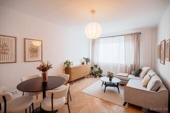 KOMPLETNE ZREKONŠTRUOVANÝ 2-IZBOVÝ BYT – PRVÝ NÁJOMNÍK