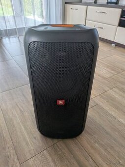 JBL PARTY BOX 100