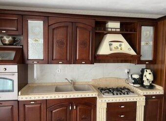 Luxusní linka z masivu s jídelnou,6602