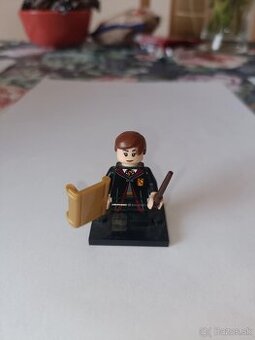 Lego minifigúrka 4
