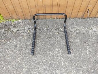 [38]  Nástenný držiak na 2 bicykle