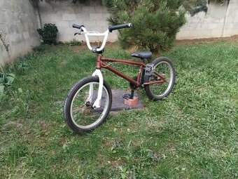 BMX freestyle – Buzz + Salt diely