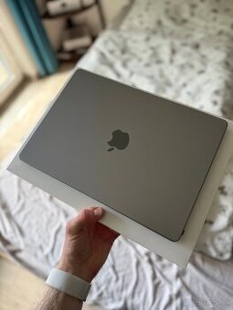 Apple MacBook Pro 14” M3 512GB / 8GB RAM + záruka