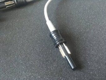 Tesla kable hviezdica nozove konektory