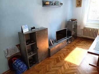 Predám útulný bezbariérový 2izb. len 10 minút peši od centra