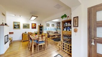 Rodinný dom, 3 samostatné jednotky, poz. 1052 m2, Zelenohors