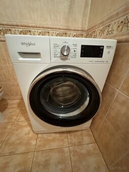Práčka Whirlpool