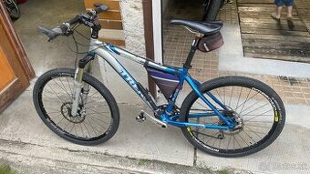 Trek 8000
