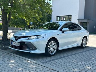Toyota Camry 2,5 Hybrid SR