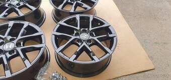 Honda crv cr-v civic accord suzuki toyota rav 5x114,3 r17
