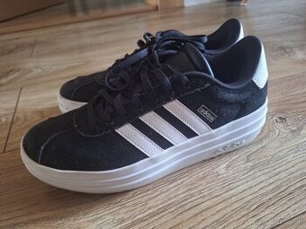 Tenisky Adidas 37