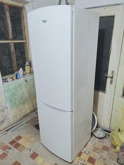 Predám chladničku Whirlpool 187cm